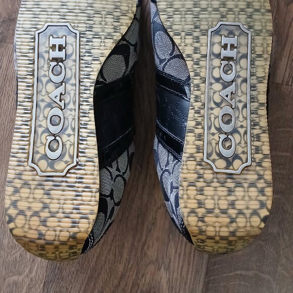 COACH AUTHENTIC Womens 9.5 size Meagan Sneakers Shoes! - Picture 4 of 5